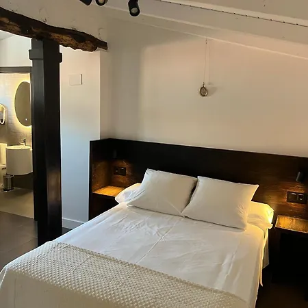 La Antigua Fonda Relator Apartment Hervas Exterior photo