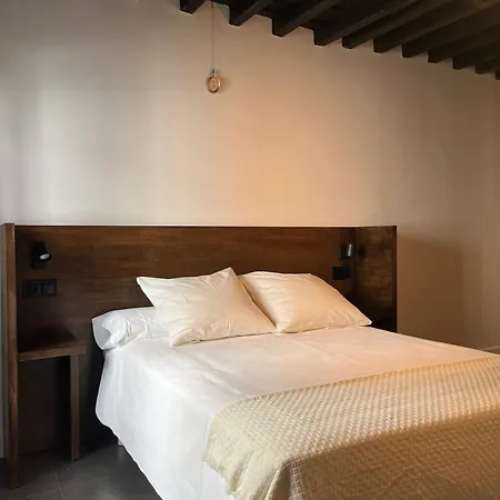 La Antigua Fonda Relator Apartment Hervas Exterior photo